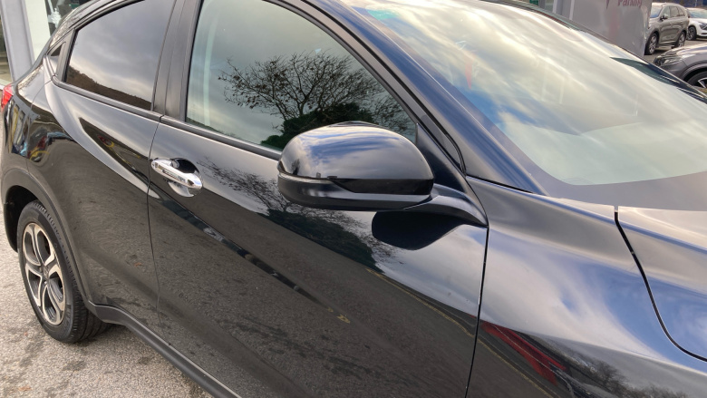 Honda HR-V 1.5 i-VTEC SE Navi 5dr Petrol Hatchback